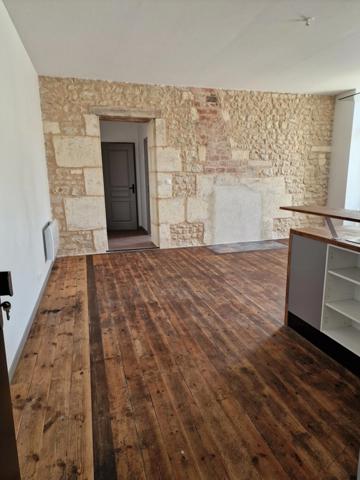 Immeuble de rapport centre ville historique Saint Jean d'Angely