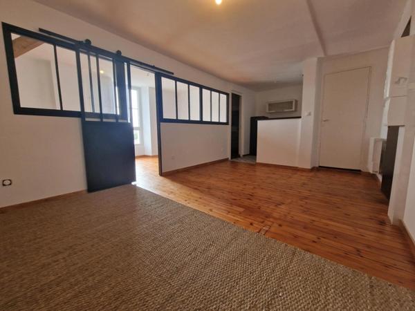 Immeuble de rapport centre ville historique Saint Jean d'Angely