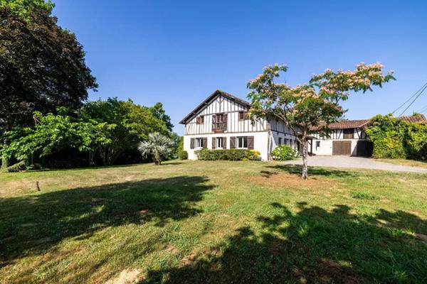 maison 7 pièces 264m² à vendre à Aire-sur-l'Adour