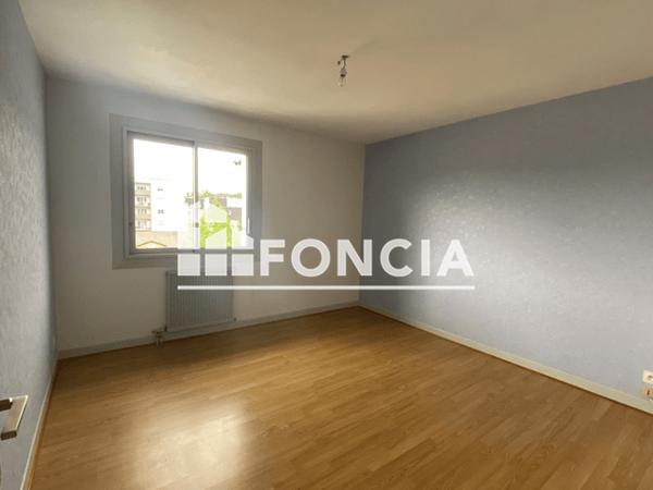 Location Appartement 3 pièces 68.45 m² - 33 CHEMIN DE LANNEDARRE Lourdes 65100