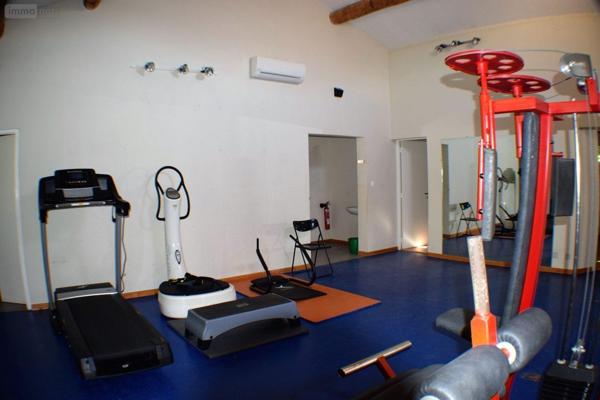 Autres types de maison à vendre à Mouriès dans les Bouches-du-Rhône (13890), ref : 075/119   
CENTRE VILLE