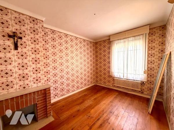 A découvrir chez Notaires Flandres Littoral: Maison 1 mitoyenneté au coeur de Bergues avec gara...