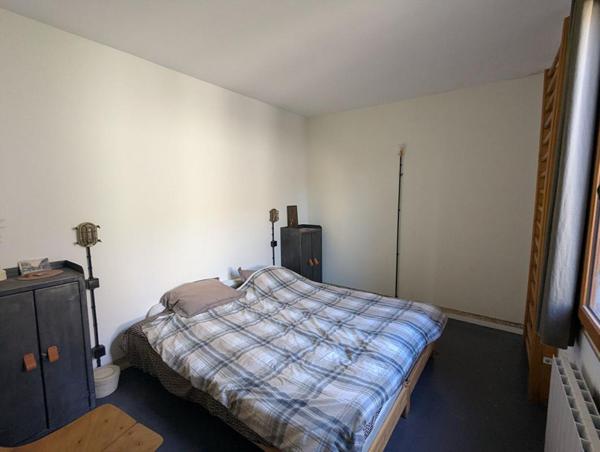 Maison  de ville 4 pièces 85 m2 3 chambres (Fort potentiel)