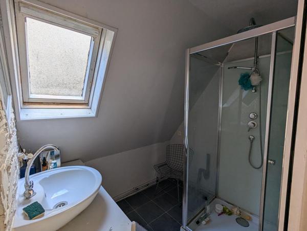 Maison  de ville 4 pièces 85 m2 3 chambres (Fort potentiel)