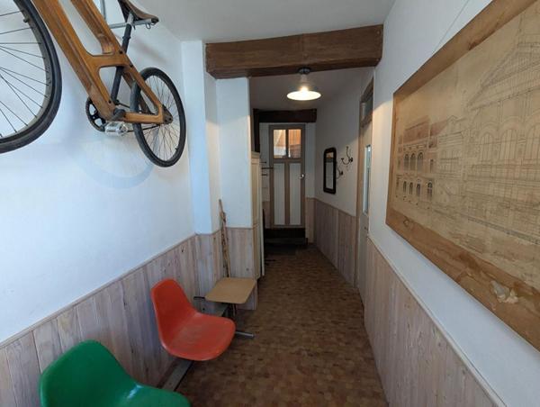 Maison  de ville 4 pièces 85 m2 3 chambres (Fort potentiel)