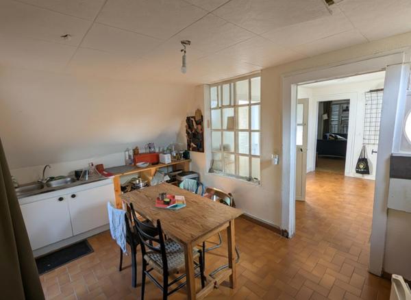 Maison  de ville 4 pièces 85 m2 3 chambres (Fort potentiel)