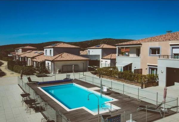 INVESTISSEMENT LOCATIF – POUSSAN – Résidence Seniors Le Domaine de Maleska - 5.83%de rentabilité