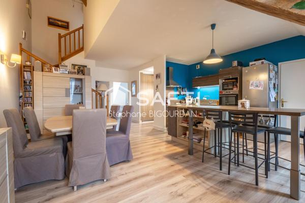 Duplex Ecole-Valentin La Mission : T6, 115m², rénové