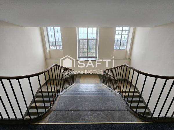 Duplex Ecole-Valentin La Mission : T6, 115m², rénové