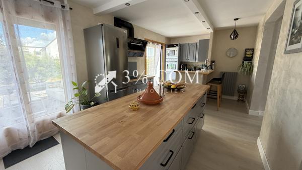 Maison 6 pièce(s) 4 chambre(s) 140 m²