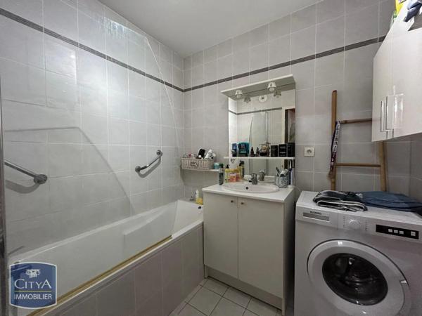 Appartement à louer 3 pièces 67.58m² Charnay-lès-Mâcon (71850)