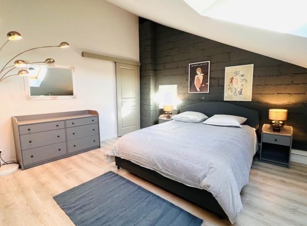 Appartement Lons-Le-Saunier / 4 pièces / 3 chambres / 144.58 m²