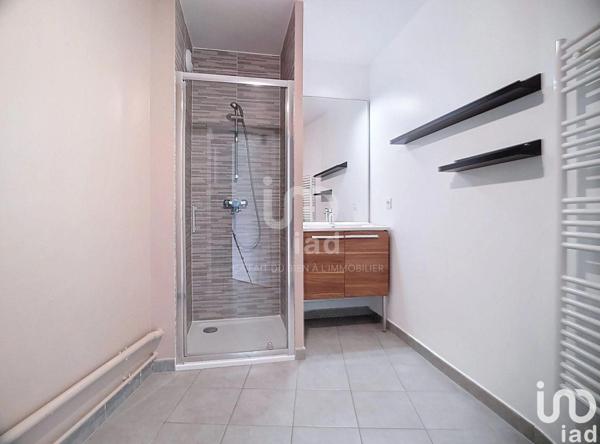 Location appartement 3 pièces 59 m² Rosny-sous-Bois