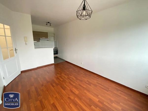 Appartement à louer 2 pièces 29.91m² Valenciennes (59300)