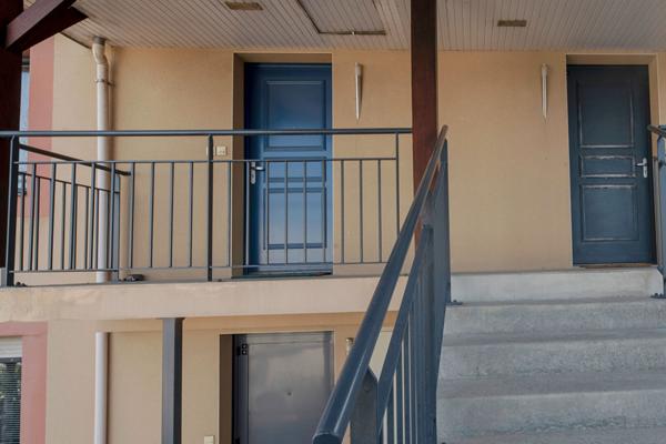 NOUVEAU ! Centre ville - Grand 2 pièces - 52 m2 - Balcon - dernier étage - Stationnement et cave