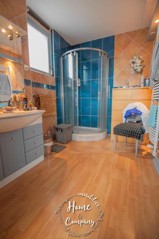 Maison 6 pièce(s) 4 chambre(s) 178.86 m²