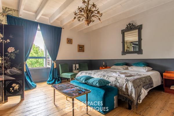 La vie au fil de l’eau: grande maison bourgeoise en coeur de village