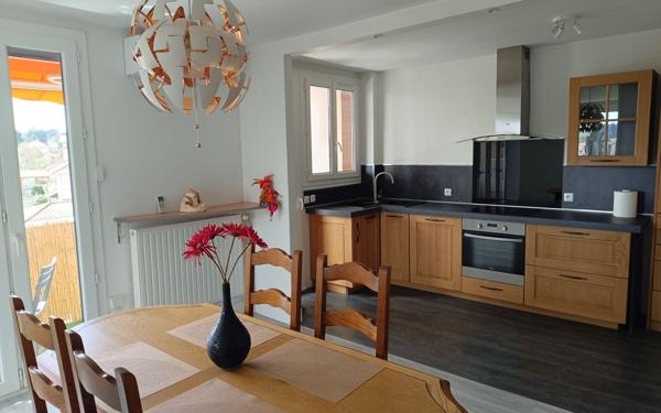 Appartement à vendre    3 pièces • 65,52 m2 Saint-Genis-Laval