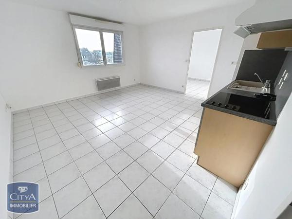 Appartement à louer 2 pièces 40.8m² Cambrai (59400)