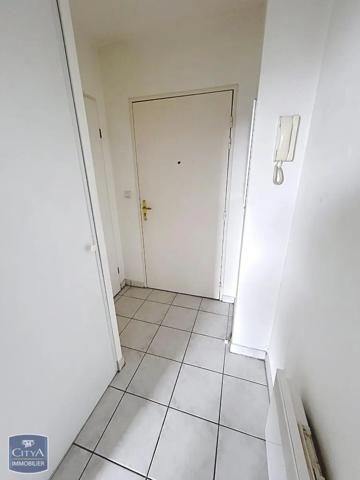 Appartement à louer 2 pièces 40.8m² Cambrai (59400)