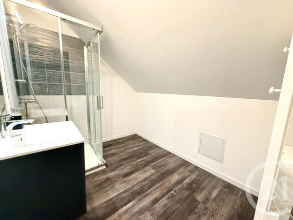Maison à vendre  7 pièces - 180 m 2   TREILLIERES  - 44