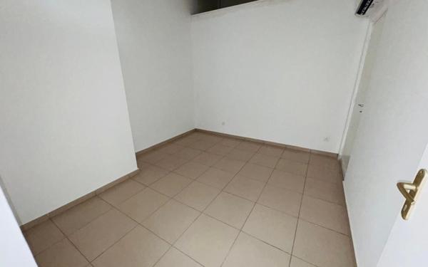 Appartement à louer    3 pièces •  Cayenne