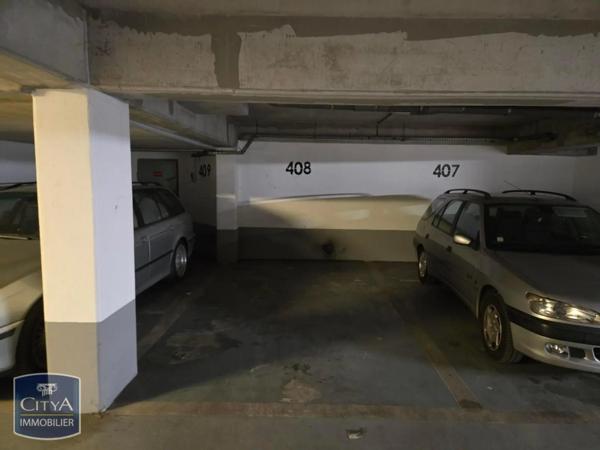 Parking à louer Sèvres (92310)