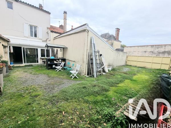 Maison à vendre 6 pièces 140 m² Sainte-Hermine
