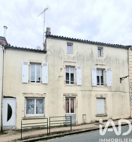 Maison à vendre 6 pièces 140 m² Sainte-Hermine