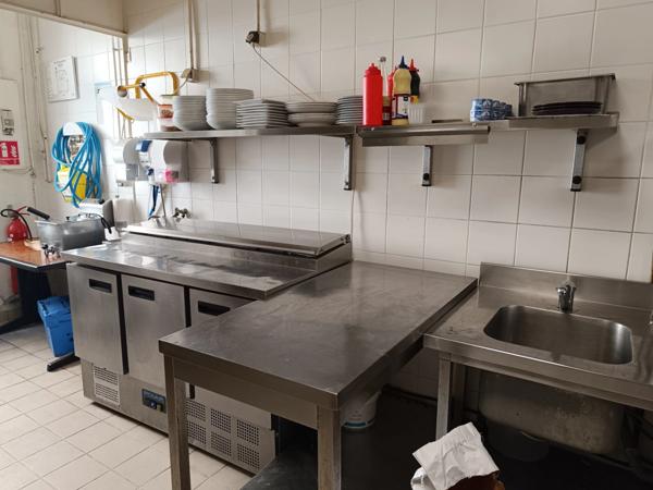 EXCLUSIVITE - A vendre AVIGNON Brasserie Bar Restaurant - CA 325 K€ fermée Week-end et jours fériés