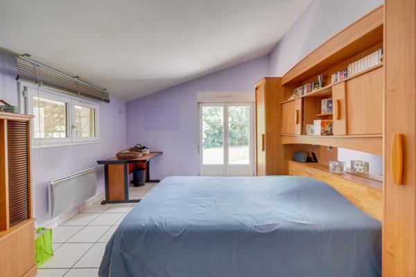 Sanguinet (40460) Maison 7 pièces de 145m2 habitables avec chalet bois sur parcelle de 1568m2