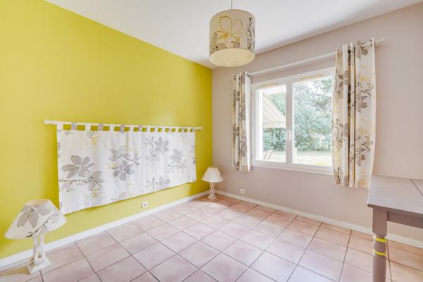 Sanguinet (40460) Maison 7 pièces de 145m2 habitables avec chalet bois sur parcelle de 1568m2