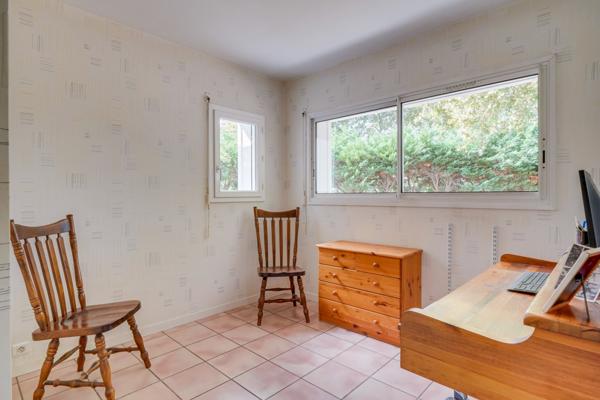 Sanguinet (40460) Maison 7 pièces de 145m2 habitables avec chalet bois sur parcelle de 1568m2