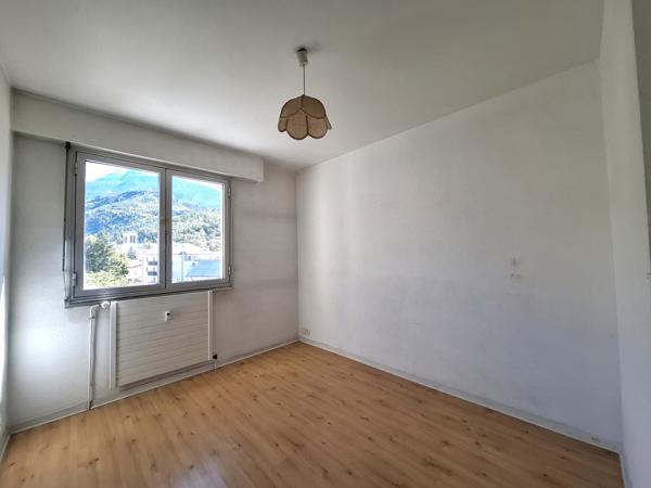 Appartement de Type 4 en hyper centre-ville