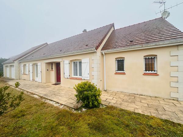 Maison Les Montils 5 pièce(s).