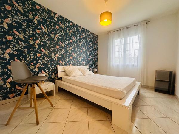 Maison Les Montils 5 pièce(s).