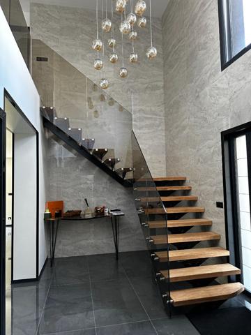 Mirecourt - Maison contemporaine 214 m² ? 4 chambres ? Garage triple ? 2021 ? DPE B ? PAC au sol