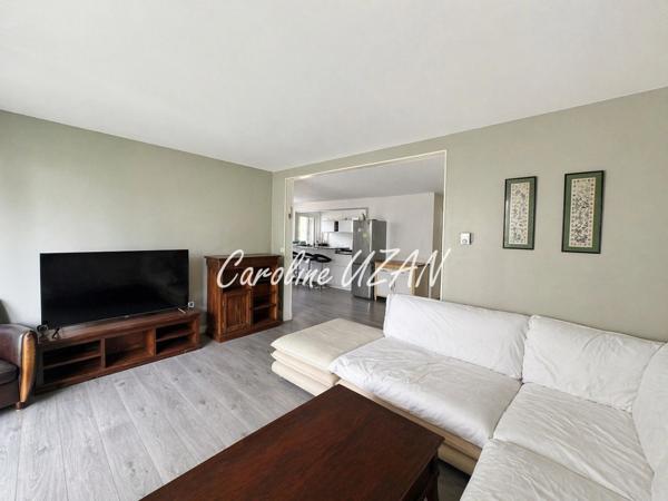 78 MONTIGNY-LE-BRETONNEUX – Secteur Le Pas du Lac - 3 PIÈCES de 74,45 M² AVEC BALCON, 2 chambres; parking et vue sur jardin
