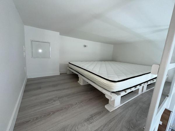 A LOUER : T1 à Lille • Rue des 2 épées - HYPERCENTRE • 505 € CC • Réf. 739-002