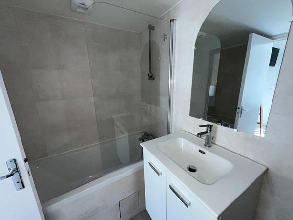 A LOUER : T1 à Lille • Rue des 2 épées - HYPERCENTRE • 505 € CC • Réf. 739-002