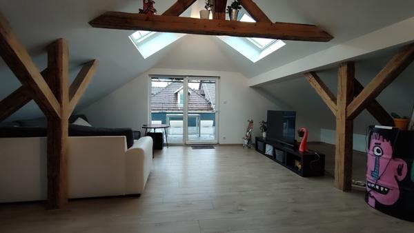 Immeuble d' environ 254 m2 à Wisches (67130)