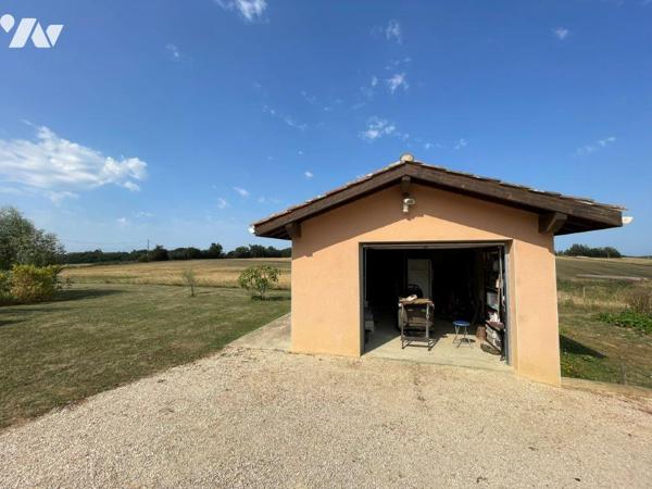 AUCH (32) A 10min, au calme, belle villa de qualité construite en 2003 sur 3000m².