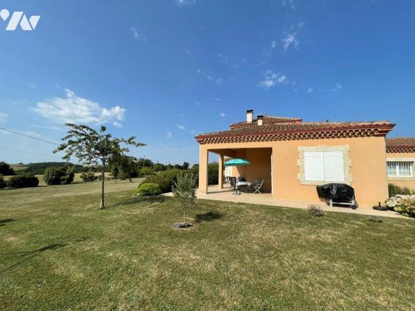 AUCH (32) A 10min, au calme, belle villa de qualité construite en 2003 sur 3000m².