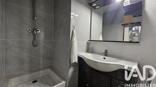 Location appartement 1 pièce 20 m² Marseille 1