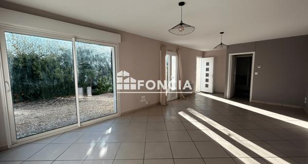 À vendre Maison 5 pièces 108 m² - Châteaubernard 16100