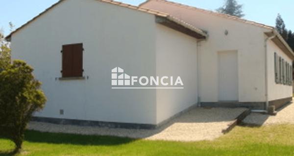 À vendre Maison 5 pièces 108 m² - Châteaubernard 16100