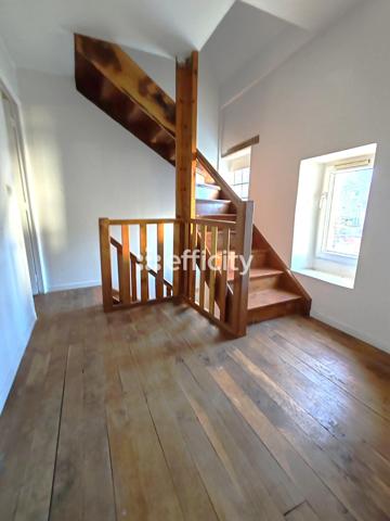 Maison 12 pièces - 310 m²