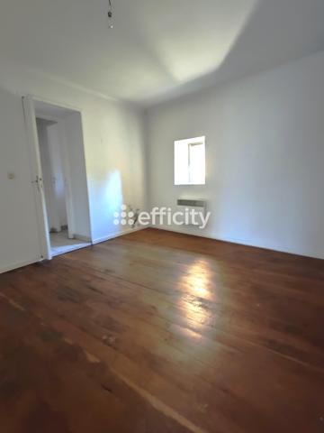 Maison 12 pièces - 310 m²