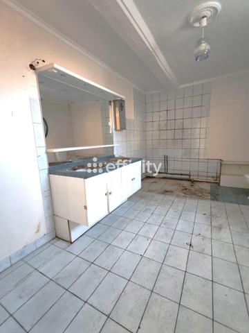 Maison 12 pièces - 310 m²