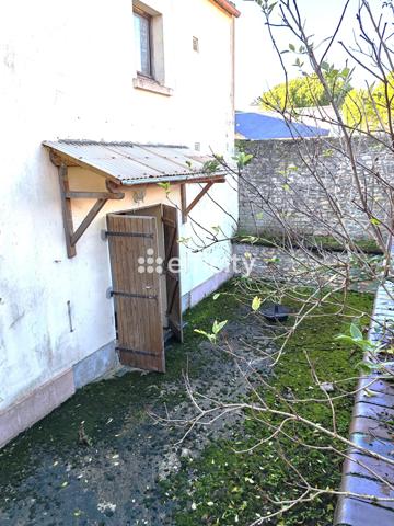 Maison 12 pièces - 310 m²